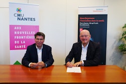 Philippe El Saïr (left), CEO of the University Hospital Nantes and Hassan Safer-Tebbi, head of Siemens Healthineers France, Belgium, and Luxembourg, signed the value partnership on 1 October. Image courtesy of Siemens Healthineers.