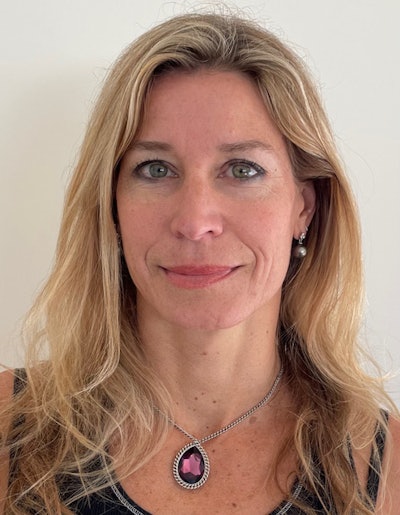 Claudia Weidekamm April 2025