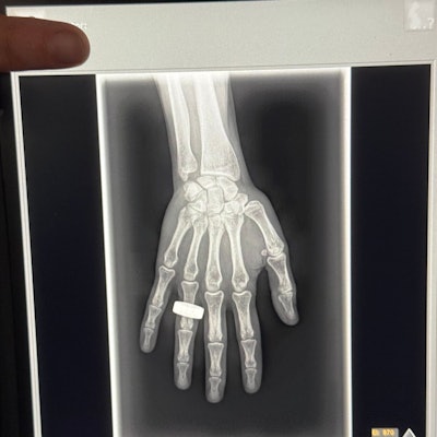 Image from an X post by @satofishi.