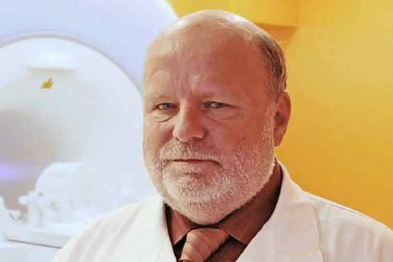 I always hoped to meet a friendly extraterrestrial who could help me to change the world, said Prof. Jan Peregrin. Photo courtesy of IKEM and CIRSE.