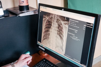 Working with the Artemed Foundation software.