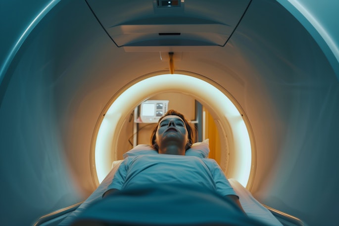 Woman Lying On Ct Scanner Adobe Lasgkhidzetim