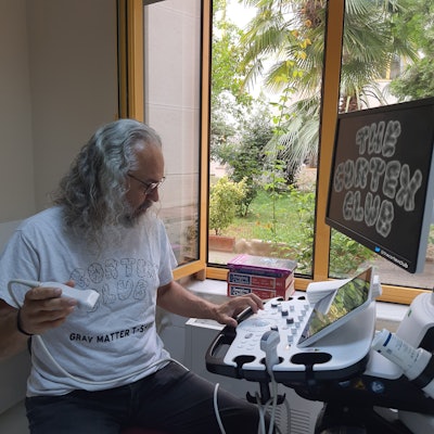 Dr. Harun Yildiz has a keen interest in pediatric radiology, including ultrasound. All images provided by Dr. Harun Yildiz.