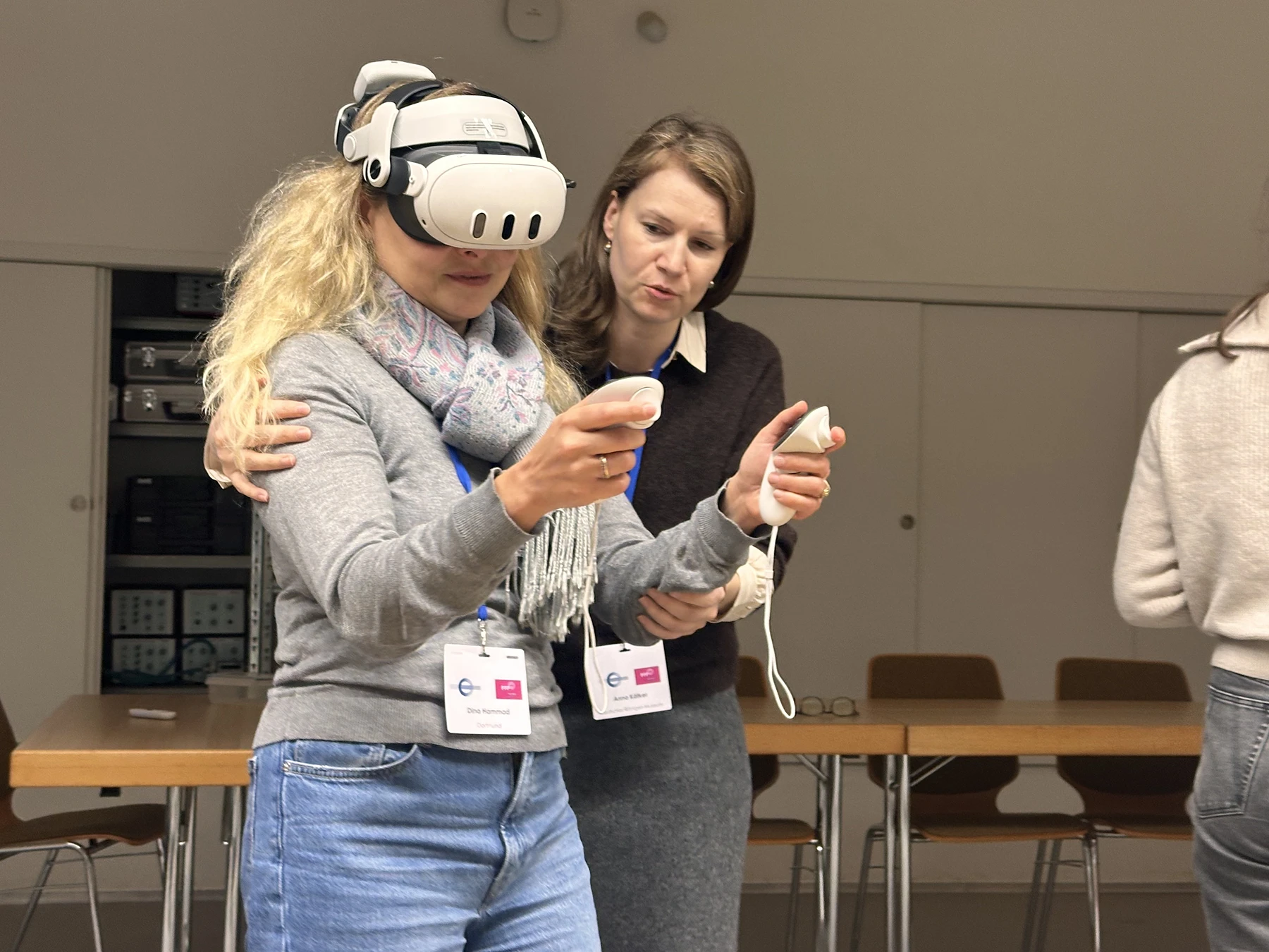 Attendees at the FFF Technik experimental course took advantage of virtual reality (VR) technology as part of an interactive and vivid introduction to radiation protection.