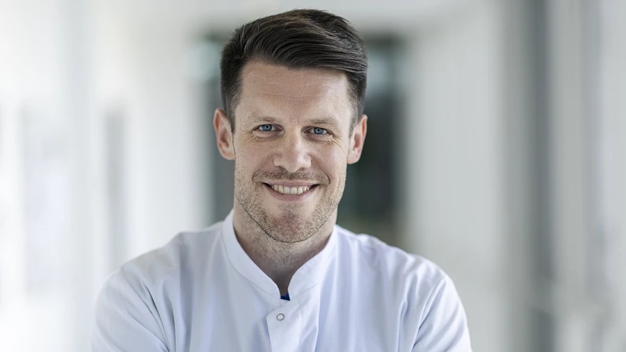 Dr. Jan-Peter Grunz.