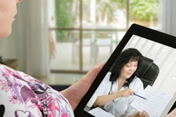 Telemedicine Patient Doctor 400