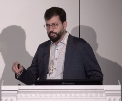 Dr. Daniel Pinto dos Santos.