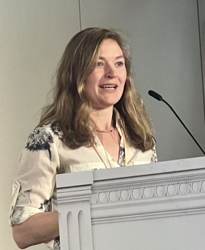 Kicky van Leeuwen, PhD.