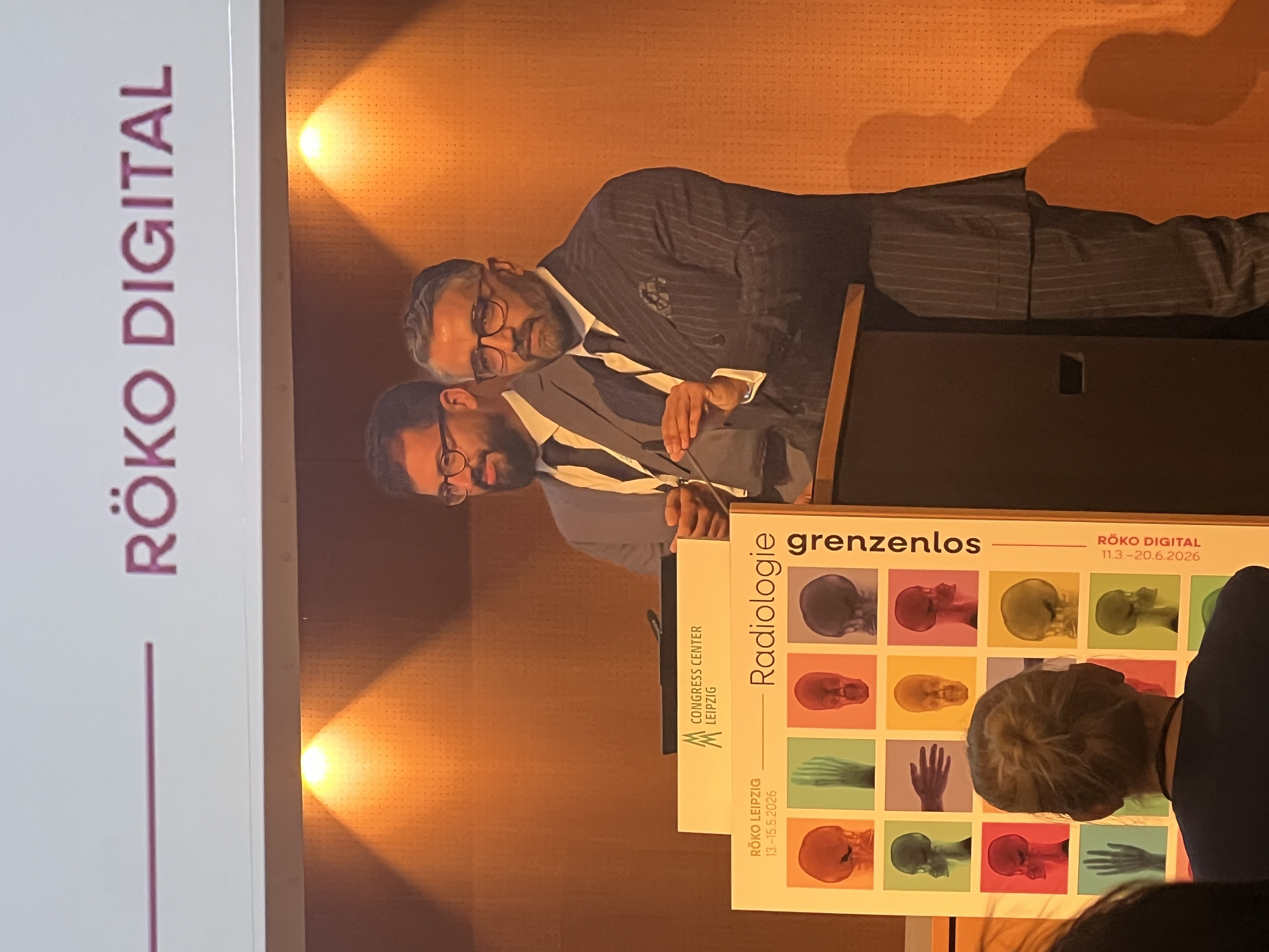 Congress presidents Prof. Dr. med. Saif Afat (University Hospital T&uuml;bingen) and Prof. Dr. med. Daniel Pinto dos Santos (University Medical Center Mainz) welcomed attendees to the opening ceremony under the motto 'Radiology without borders.'