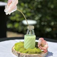 Photo illustrating eco-responsibility, a theme that the SFR continues to champion at the JFR. The photograph shows a paper flower made by a patient (www.poeticmood.fr) who will be running craft workshops at the Patient Associations’ Village during JFR 2026. Participants will be invited to create their own JFR 2026 flower and take it home.